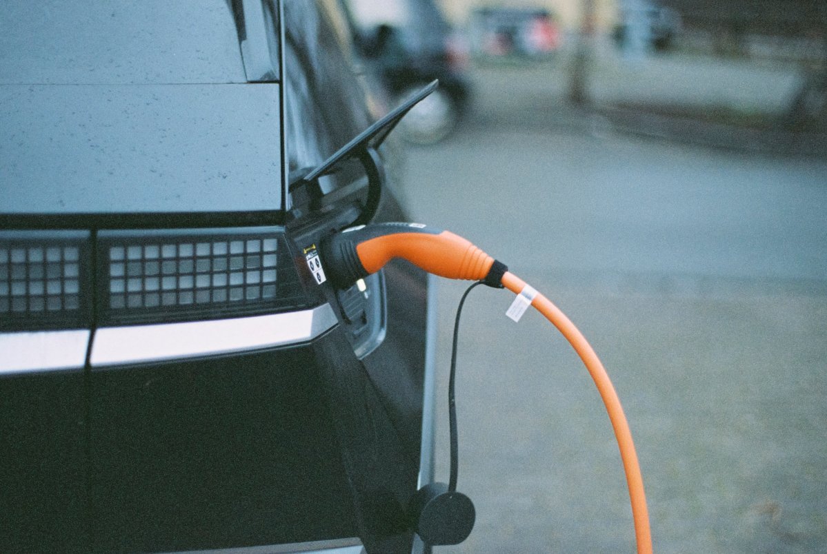 Recharge des véhicules électriques en copropriété : Quelles solutions?